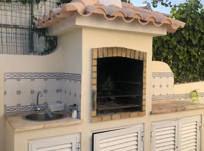 Luisa Anabela Piscine Et Jacuzzi * 알부페이라