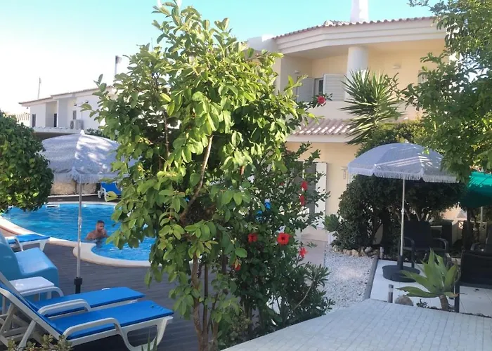 Luisa Anabela Piscine Et Jacuzzi * 알부페이라