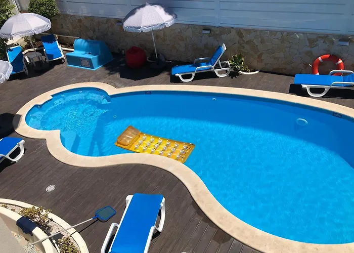 Luisa Anabela Piscine Et Jacuzzi 빌라